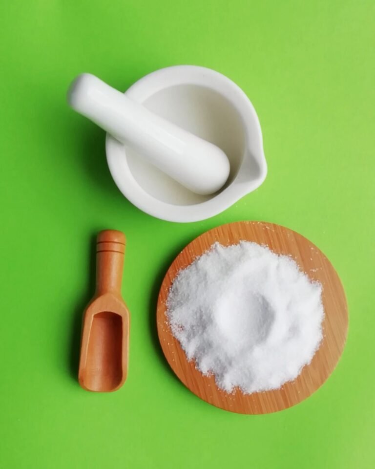 6 Genius Ways to Use Baking Soda for Cleaning